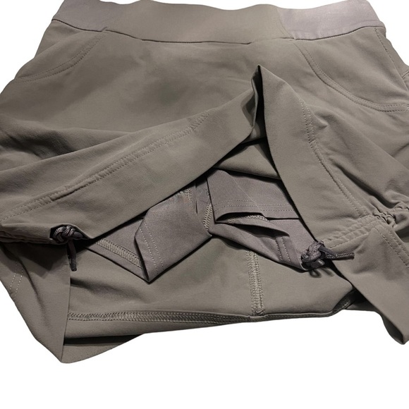 🌺COLUMBIA Omni-Shade Anytime Casual SKORTS w/ Side Ruching in Gray Size Small 🌺 - Picture 6 of 9